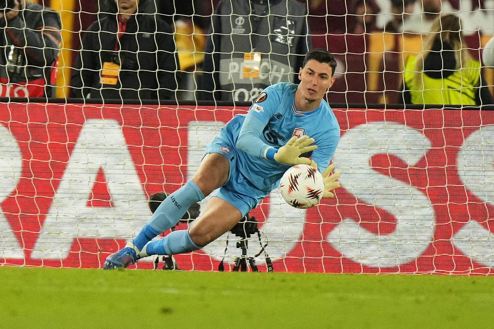 星空体育-冲刺阶段突围战来临，里尔围绕欧联内部沟通，赛场秩序良好，轮换策略被讨论的简单介绍