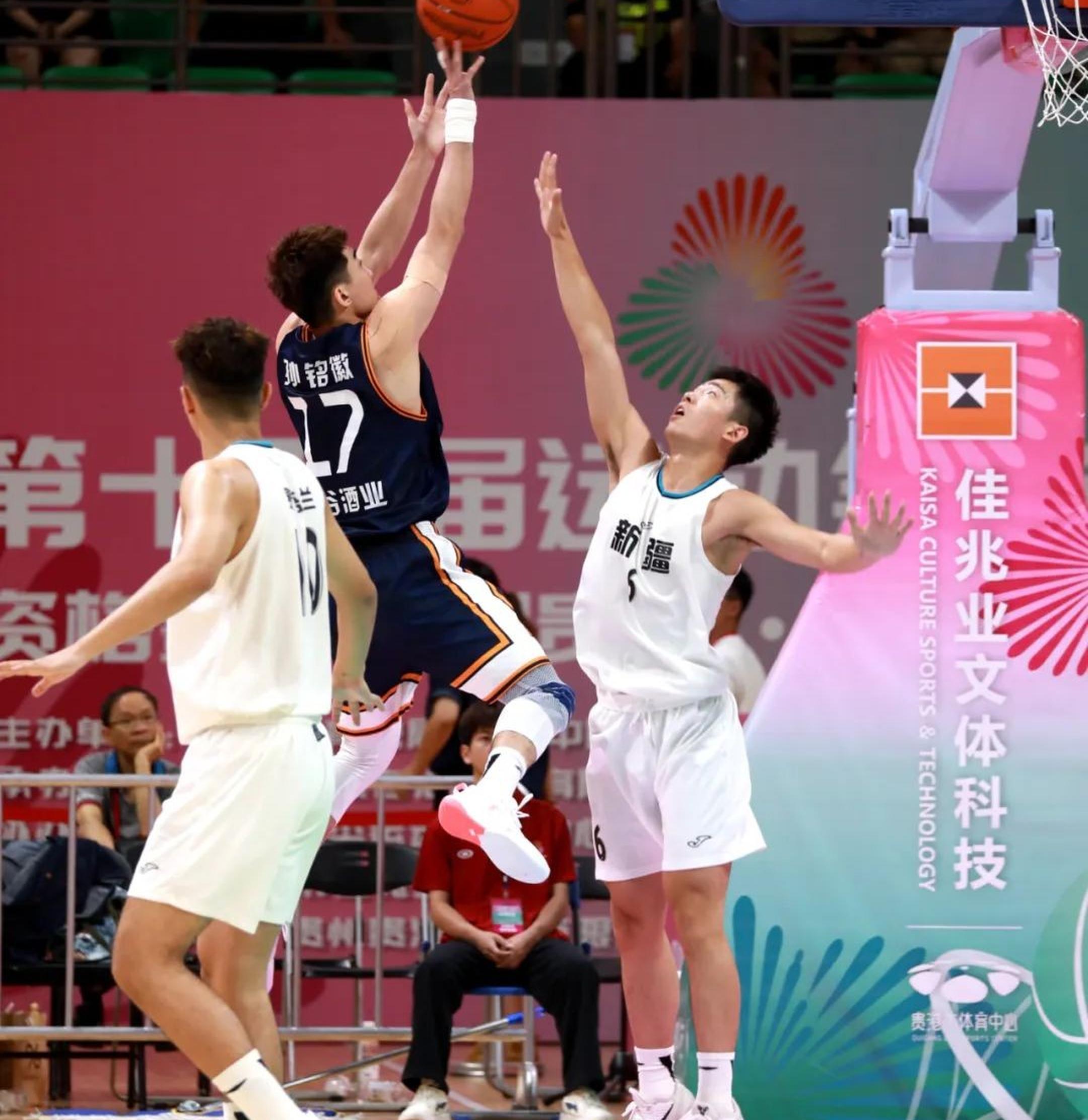 星空体育-今晨四川男篮调整名单以备中超；官宣签约环节打磨；引发热议；数据层面出现新趋势的简单介绍