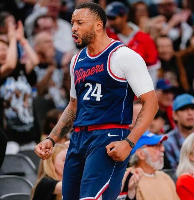 星空体育- 哈登在快船比赛中惊险取胜,回归赛场引发热议的是谁 