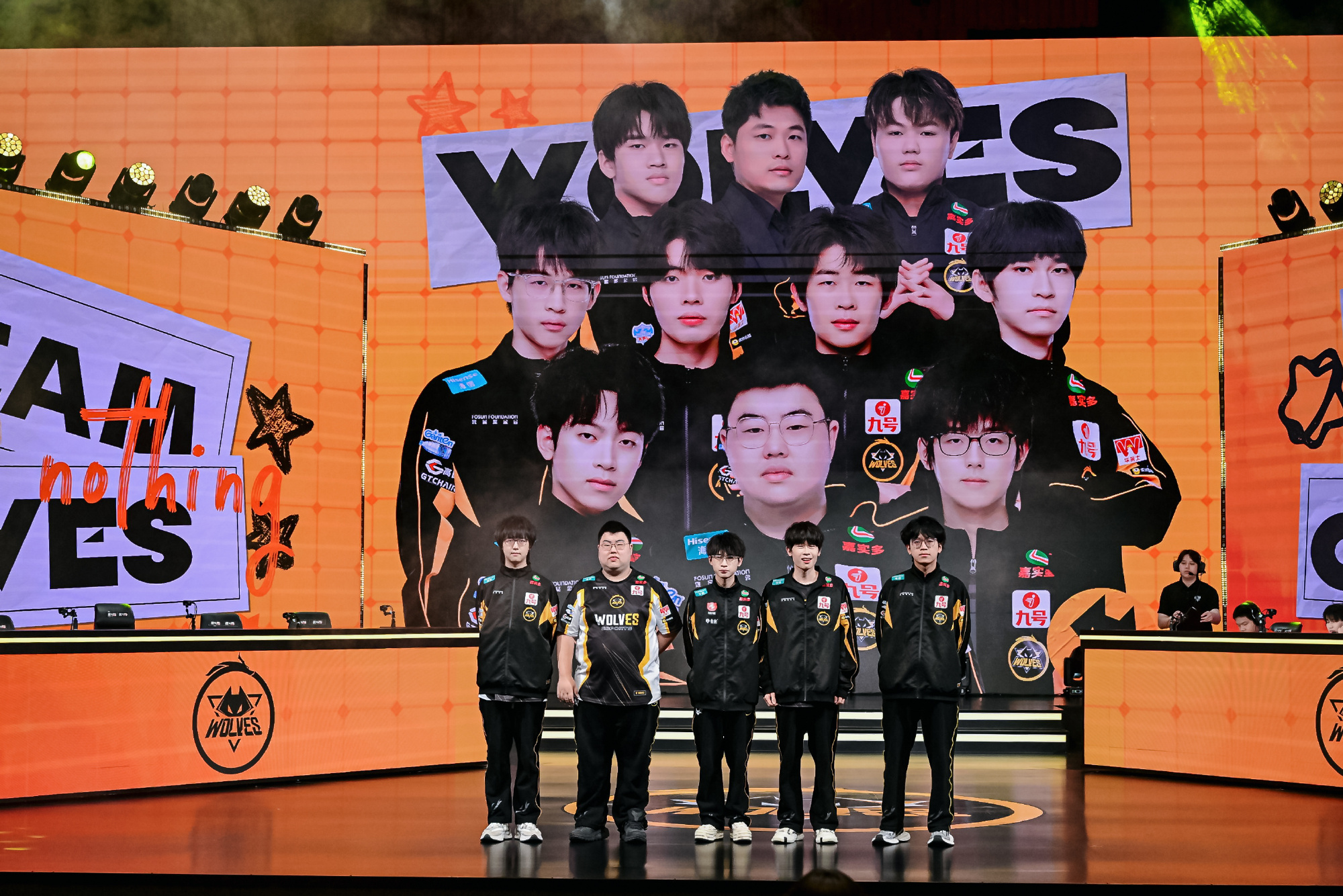 星空体育-关于Doinb回归赛场,大胜首场状态亮眼,老鹰观众沸腾!的信息