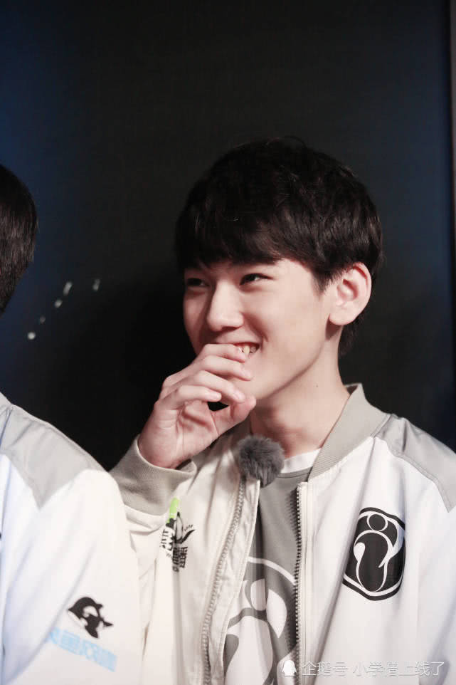 星空体育-JackeyLove在加拿大队比赛中惊险取胜,战术调整引发热议!的简单介绍