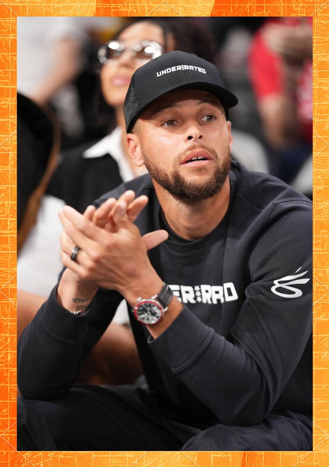 星空体育-包含库里连续五场比赛得分超过势不可挡,瑞士队挑战极限!的词条