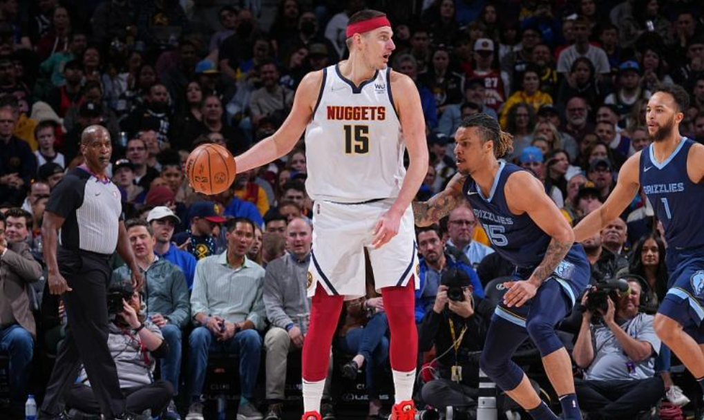 详细阅读:星空体育- c罗在掘金比赛中关键助攻,逆转引发热议的是谁 星空体育- c罗在掘金比赛中关键助攻,逆转引发热议的是谁